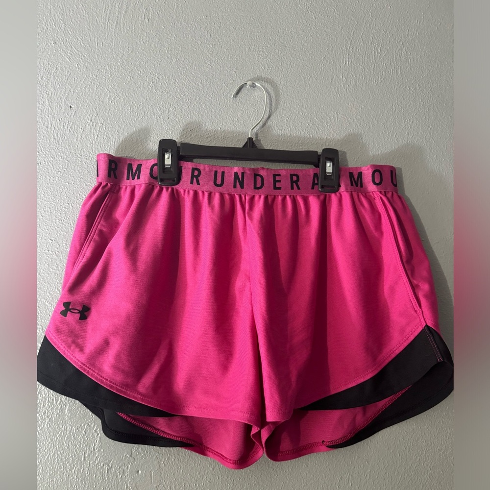 Under Armour Shorts - XL